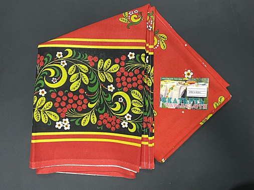 Скатерть «Хохлома» с рябиной 150×220 см – красная, декоративная